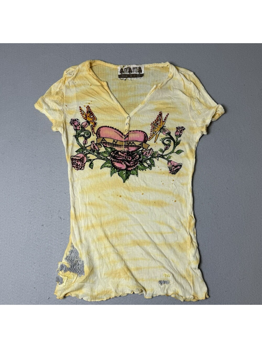 Vintage ANAMA Women’s Graphic Tank Top Shirt Y2K Distressed Heart Butterfly Pink
